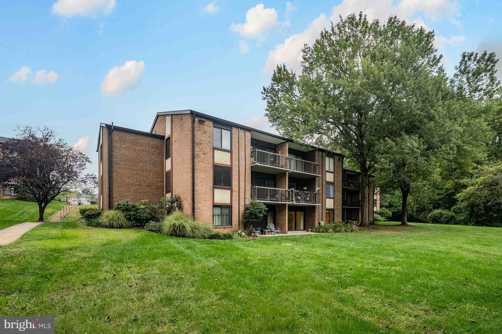 3101 BUCCANEER COURT Unit: 1