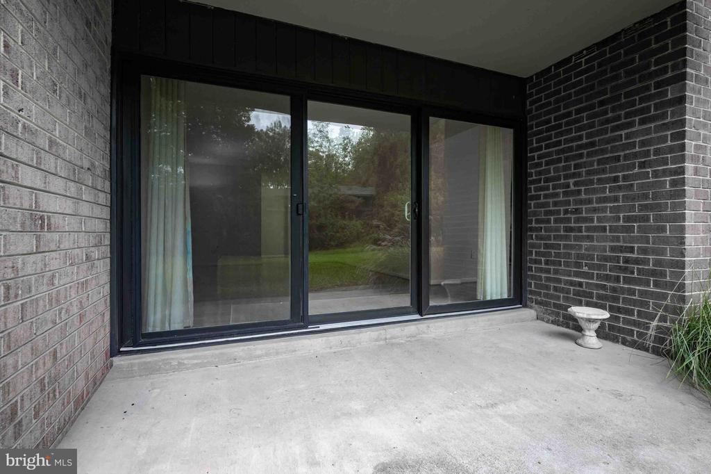 3101 BUCCANEER COURT Unit: 1