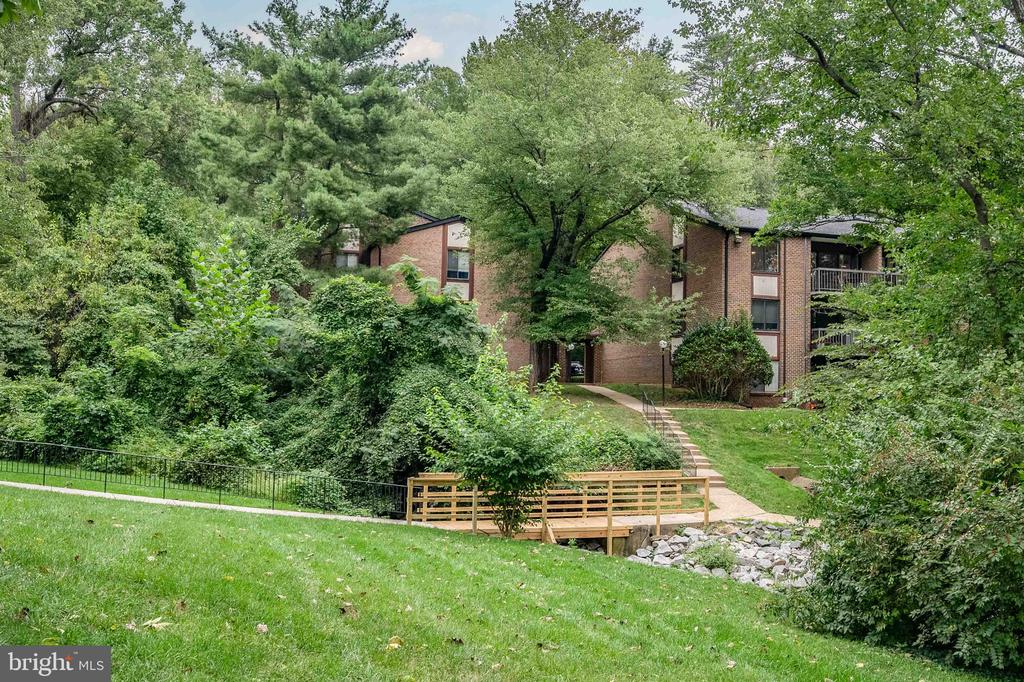3101 BUCCANEER COURT Unit: 1