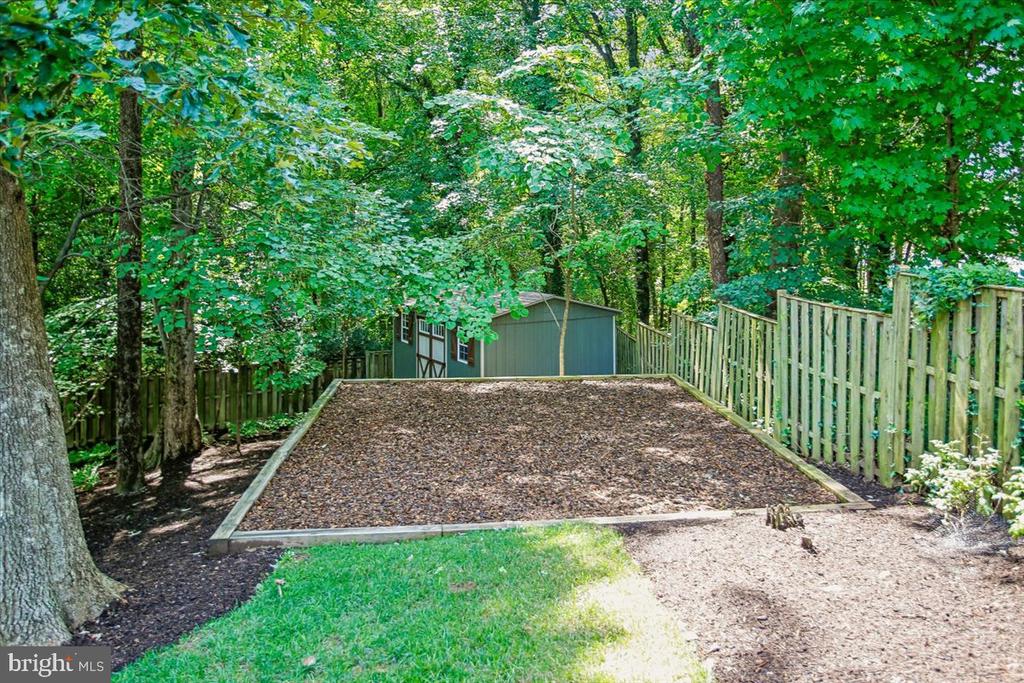 1710 CHESTERFORD WAY