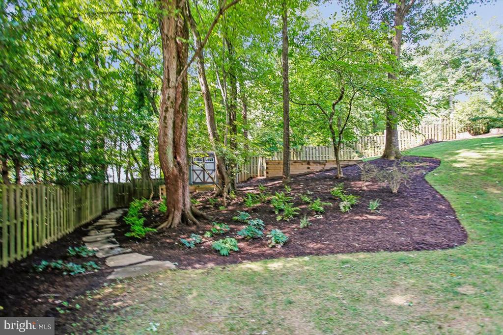1710 CHESTERFORD WAY