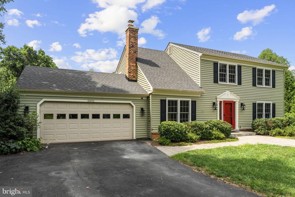 6102 QUEENS BRIGADE COURT