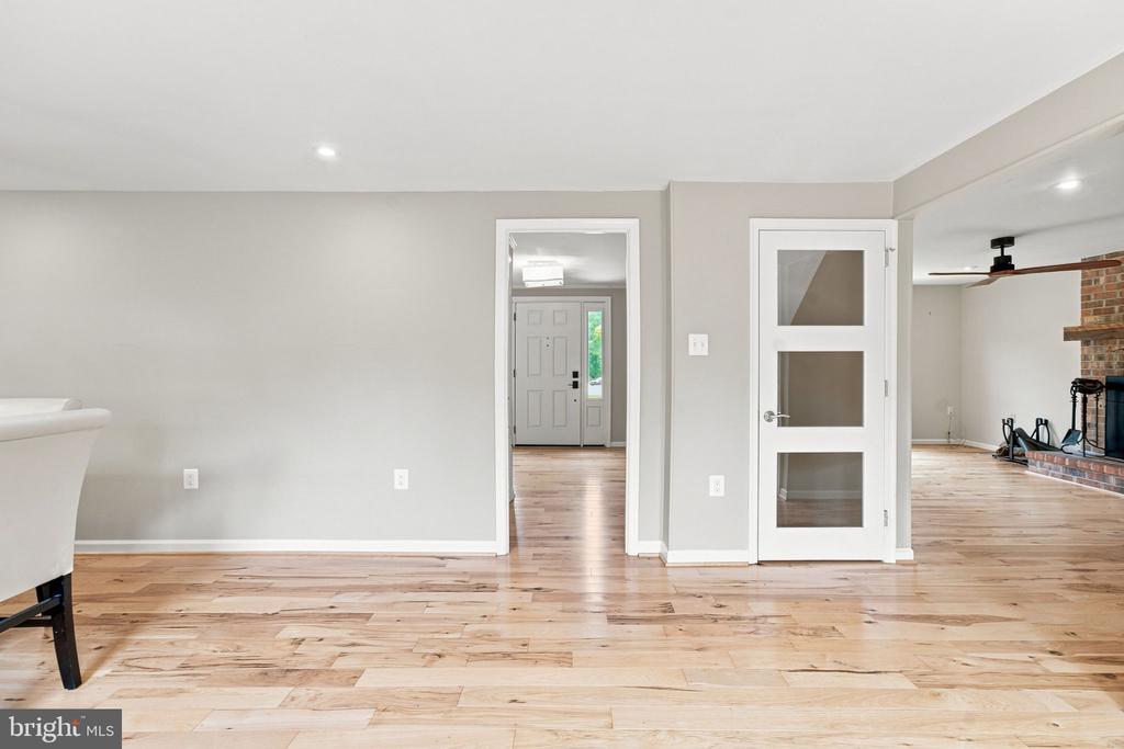 6102 QUEENS BRIGADE COURT