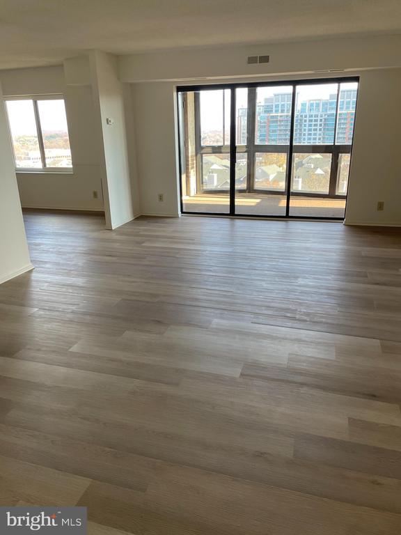8350 GREENSBORO DRIVE Unit: 826