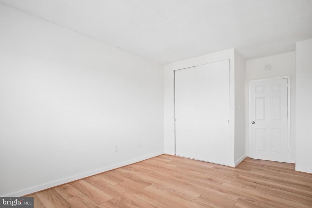 2059 HUNTINGTON AVENUE Unit: 1607