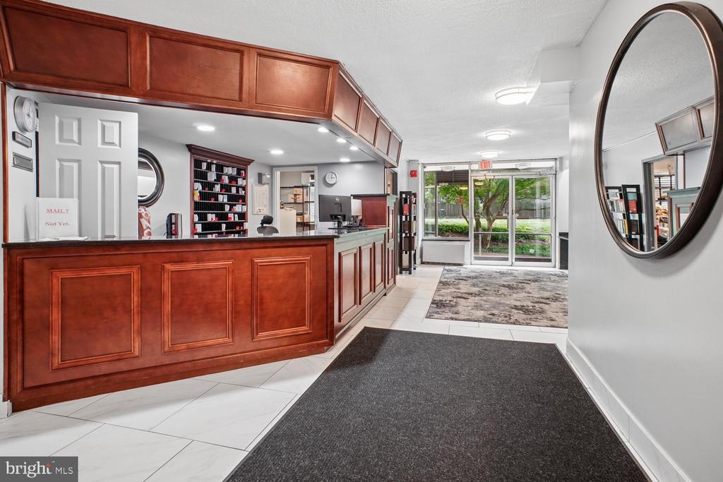 2059 HUNTINGTON AVENUE Unit: 1607