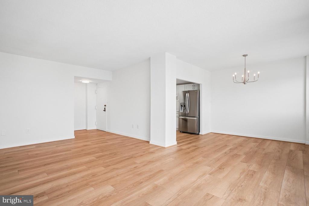 2059 HUNTINGTON AVENUE Unit: 1607