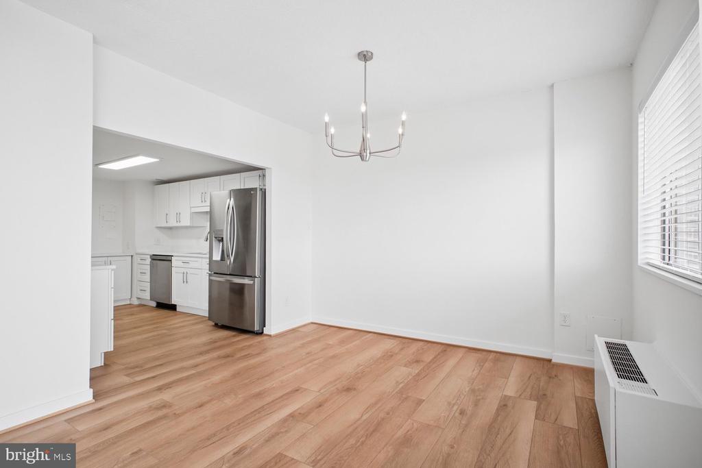 2059 HUNTINGTON AVENUE Unit: 1607