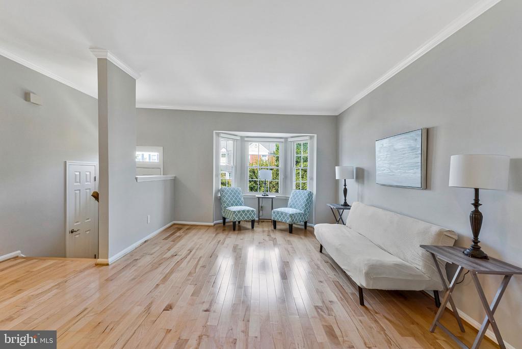 4284 SLEEPY LAKE DRIVE