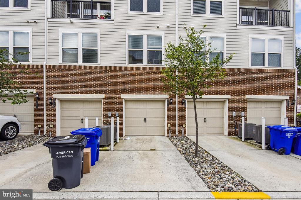 3028 RITTENHOUSE CIRCLE Unit: 40