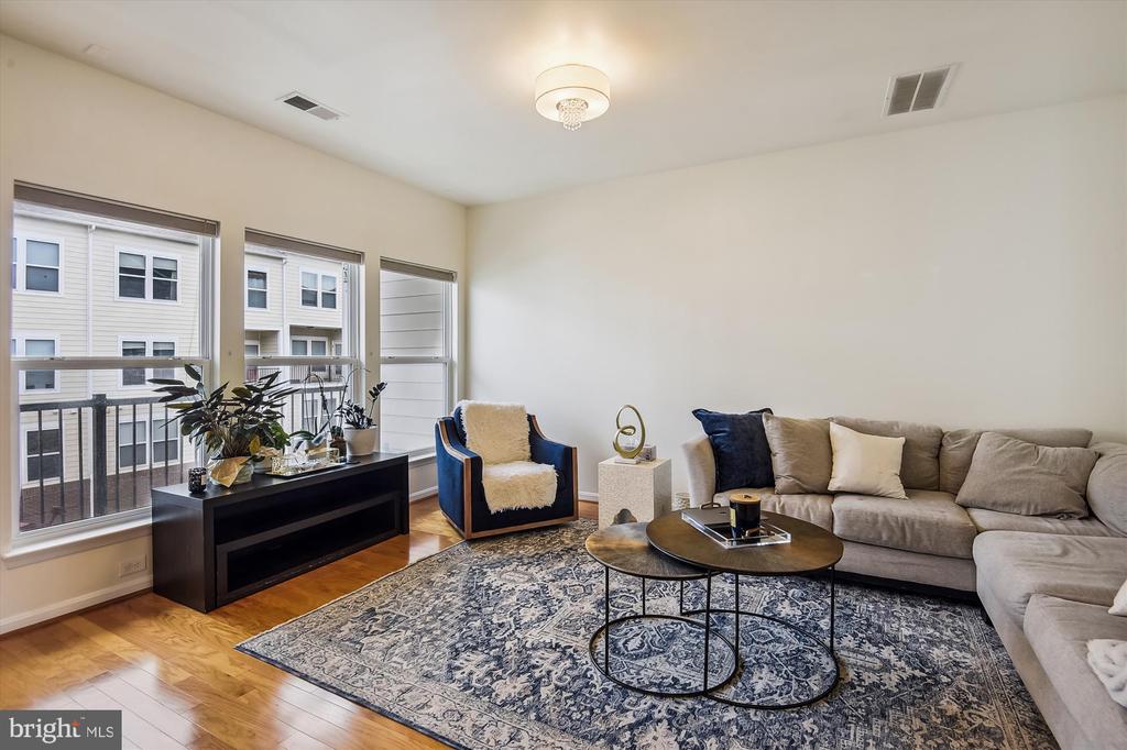 3028 RITTENHOUSE CIRCLE Unit: 40