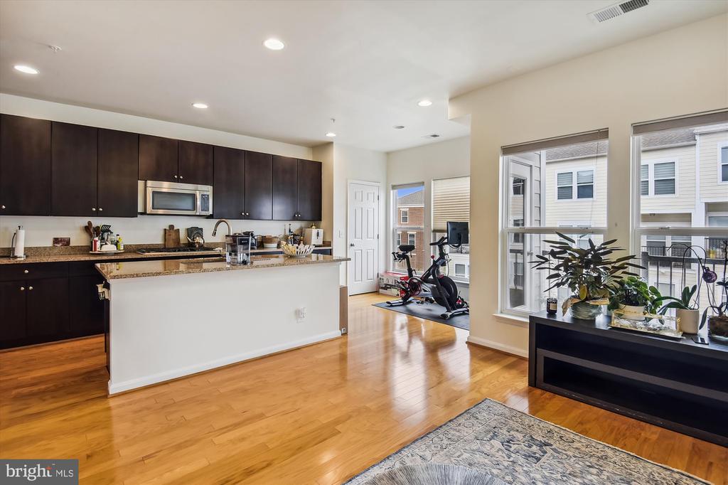 3028 RITTENHOUSE CIRCLE Unit: 40