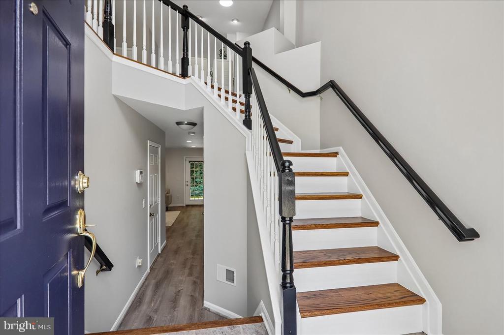 1253 WILD HAWTHORN WAY