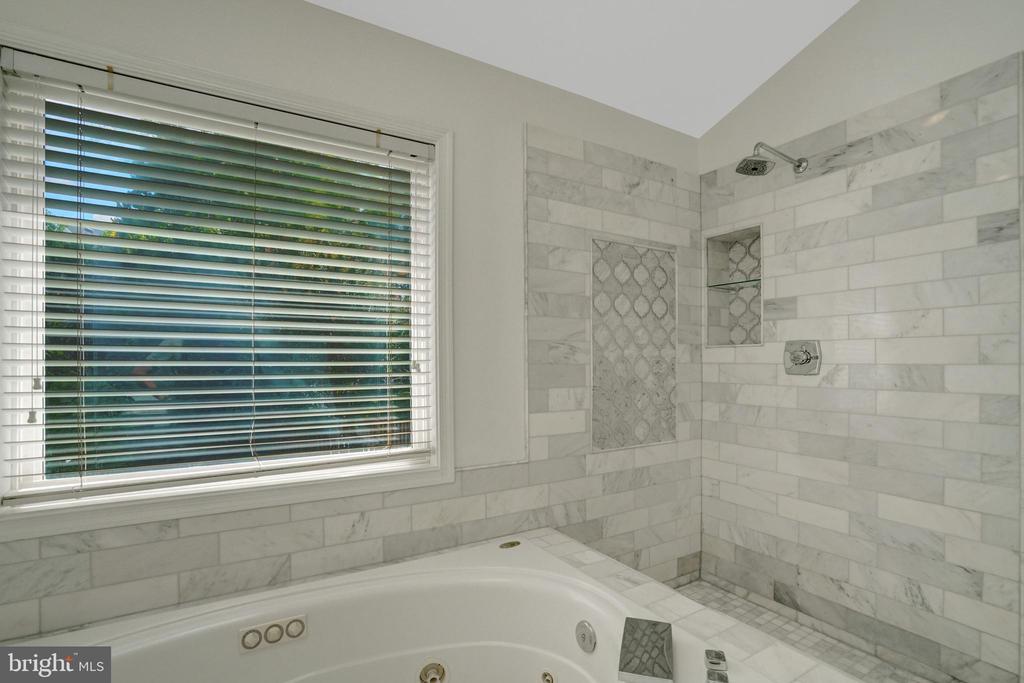 8929 MOUNTAIN ASH DRIVE