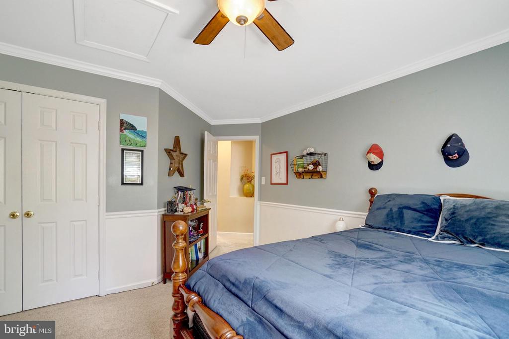 8929 MOUNTAIN ASH DRIVE