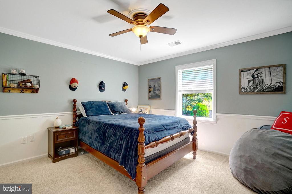 8929 MOUNTAIN ASH DRIVE