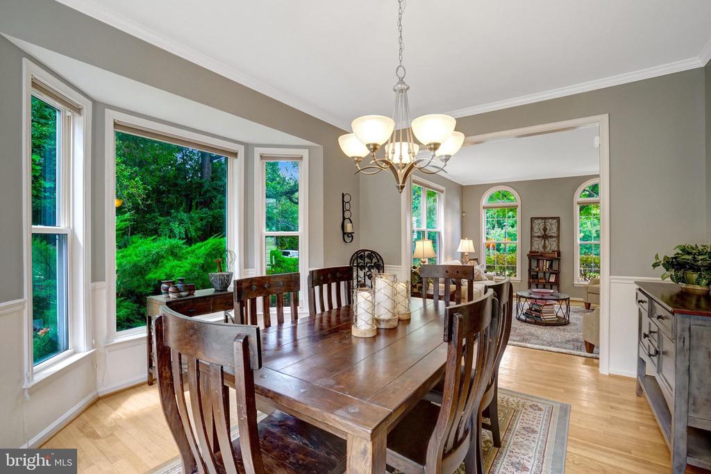 8929 MOUNTAIN ASH DRIVE