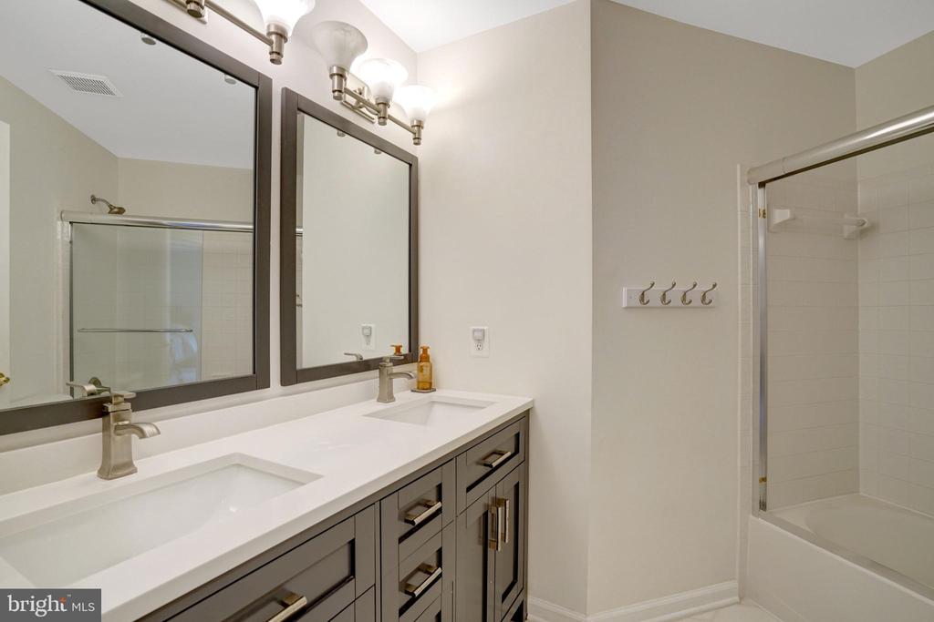 8929 MOUNTAIN ASH DRIVE