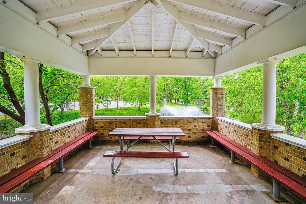 8350 GREENSBORO DRIVE Unit: 626