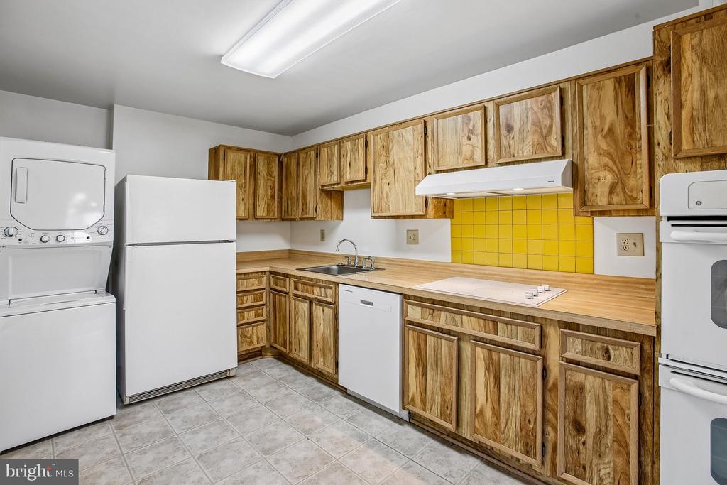 8350 GREENSBORO DRIVE Unit: 626