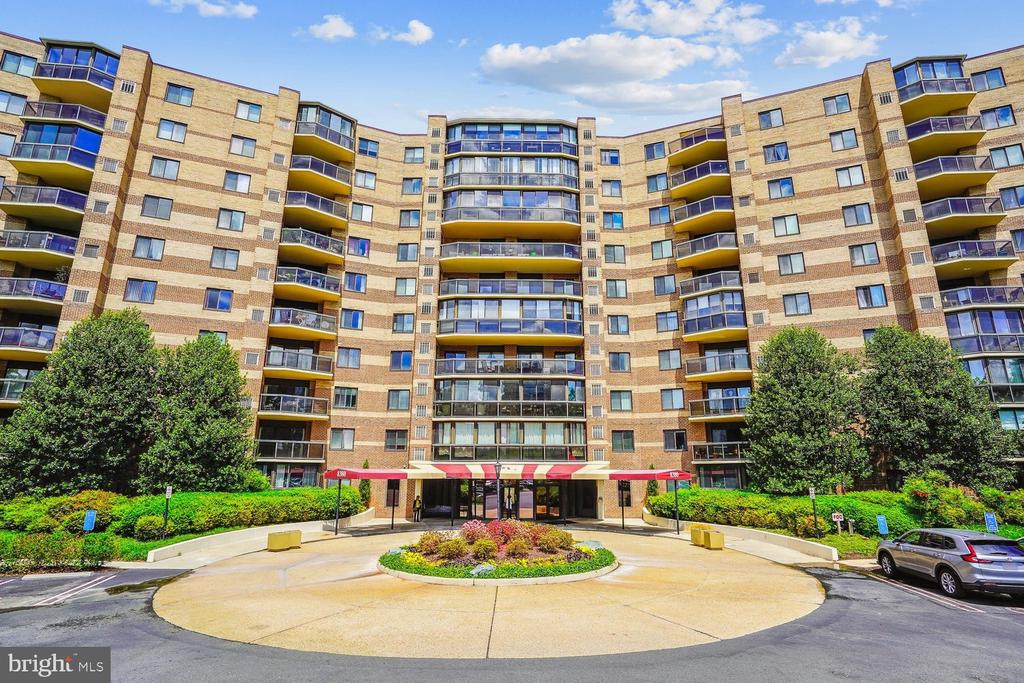 8350 GREENSBORO DRIVE Unit: 626