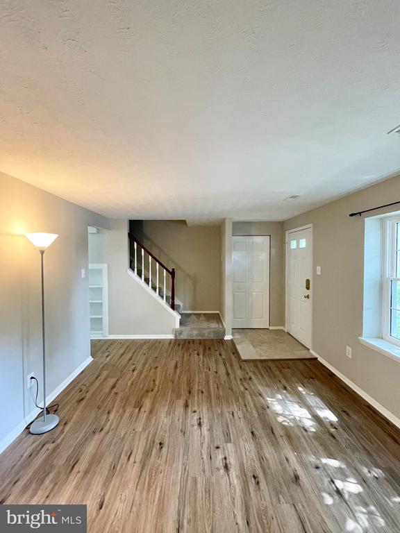 1602 HARVEST GREEN COURT