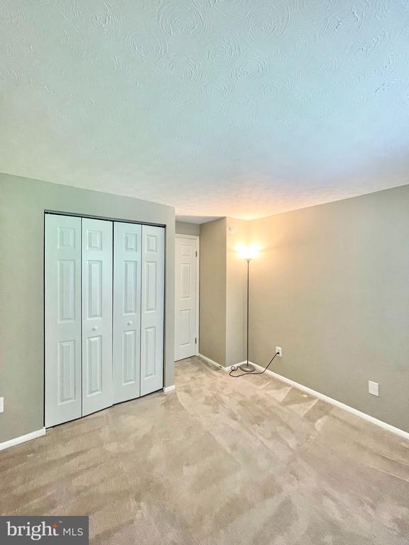 1602 HARVEST GREEN COURT