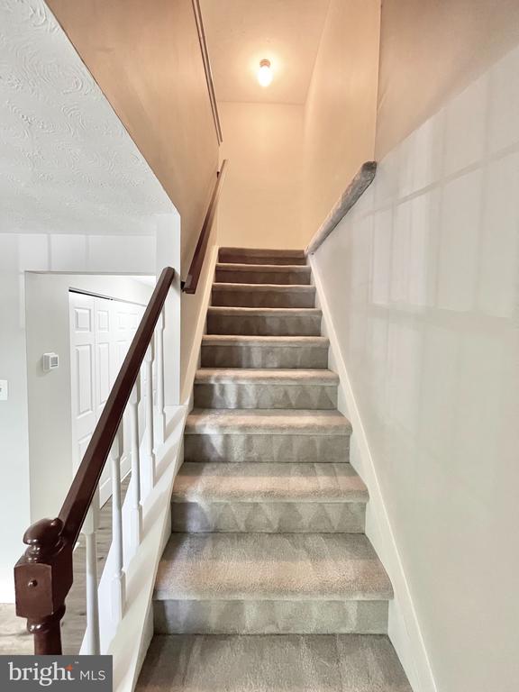 1602 HARVEST GREEN COURT