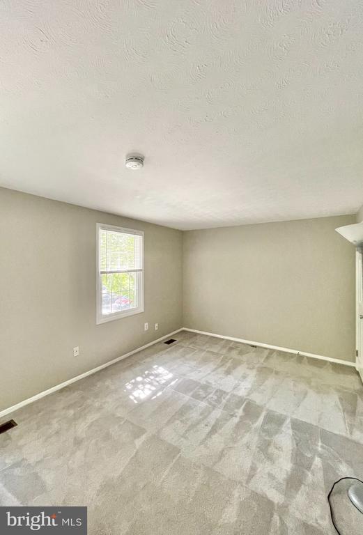 1602 HARVEST GREEN COURT