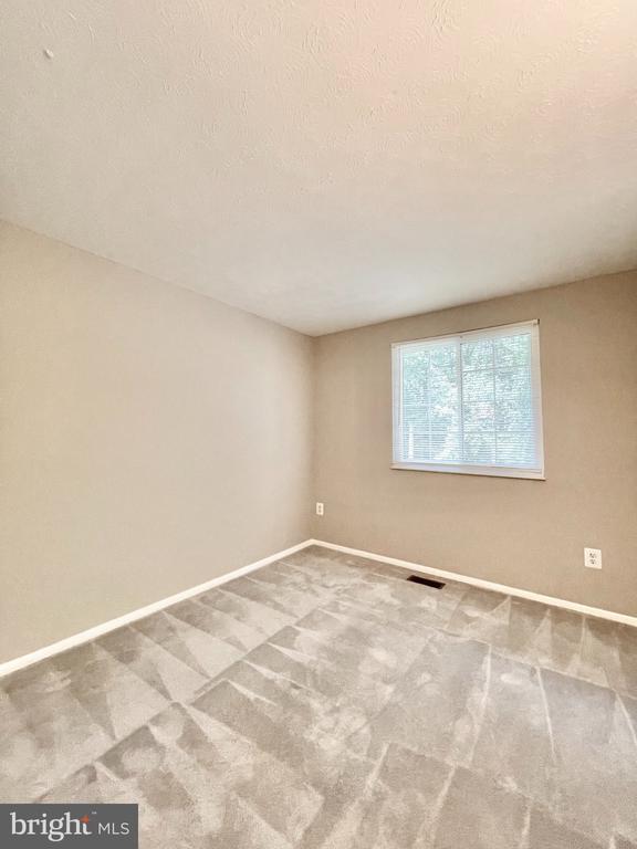 1602 HARVEST GREEN COURT