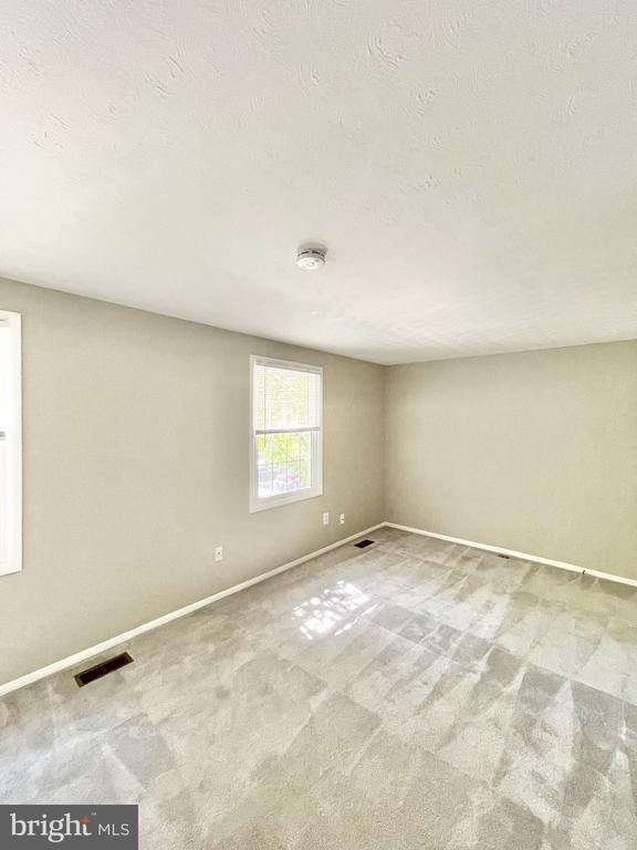 1602 HARVEST GREEN COURT