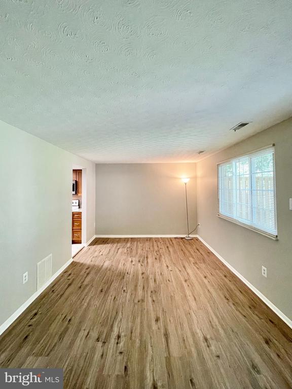 1602 HARVEST GREEN COURT