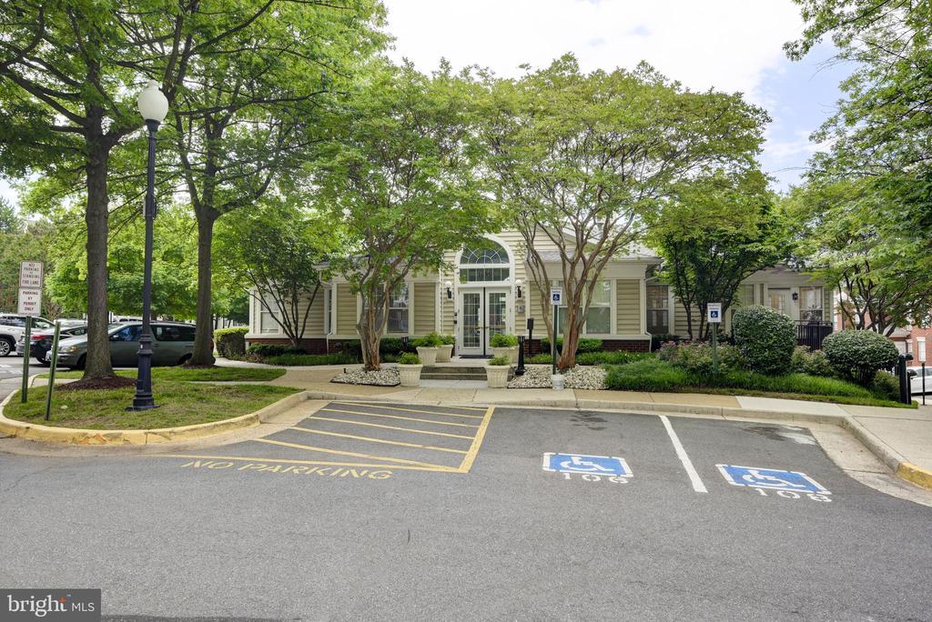 1645 INTERNATIONAL DRIVE Unit: 210