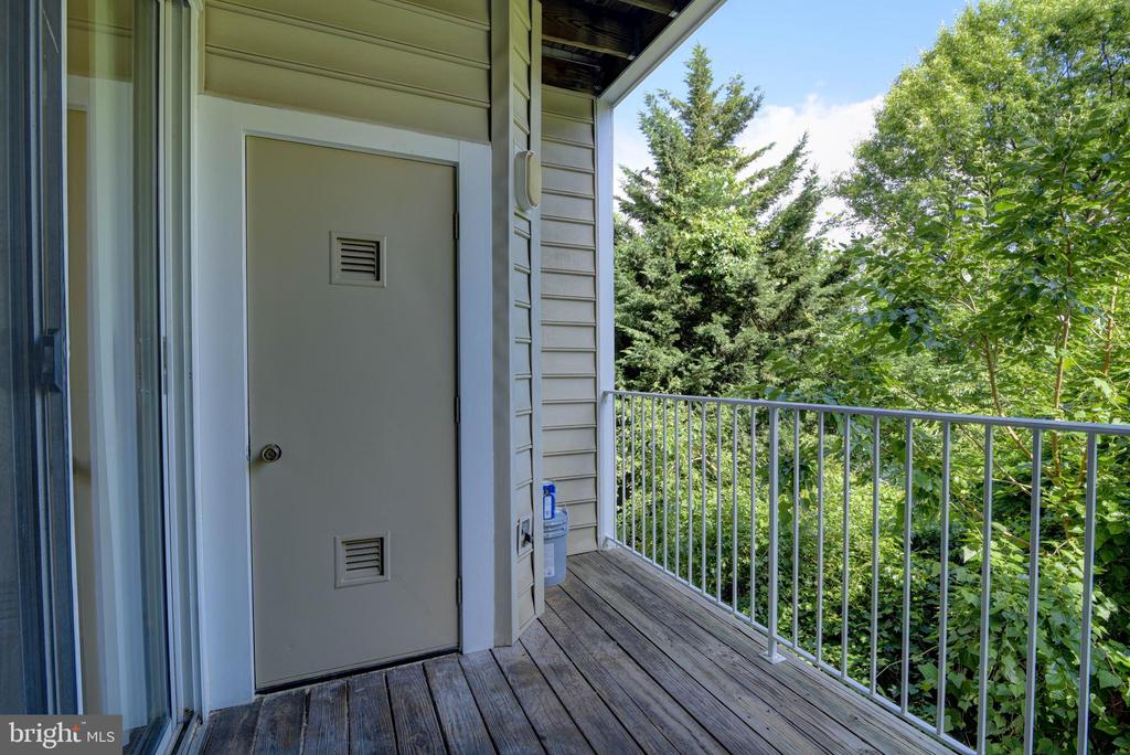 1645 INTERNATIONAL DRIVE Unit: 210