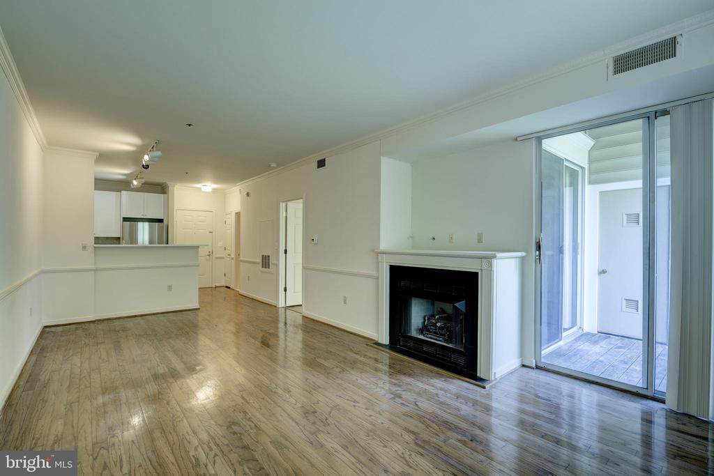 1645 INTERNATIONAL DRIVE Unit: 210