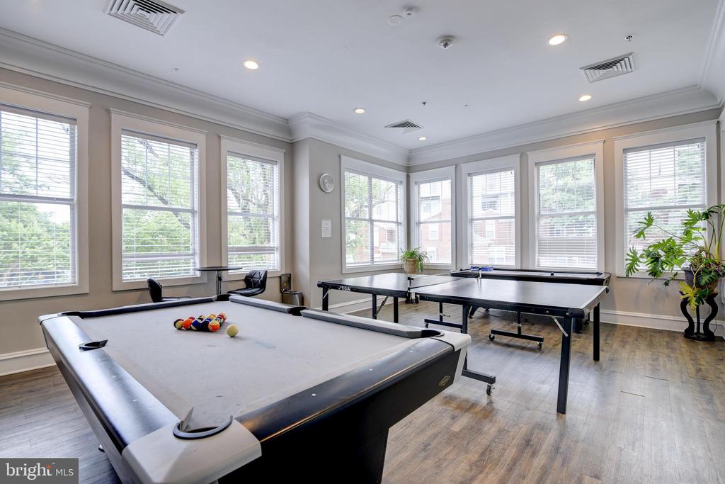 1645 INTERNATIONAL DRIVE Unit: 210