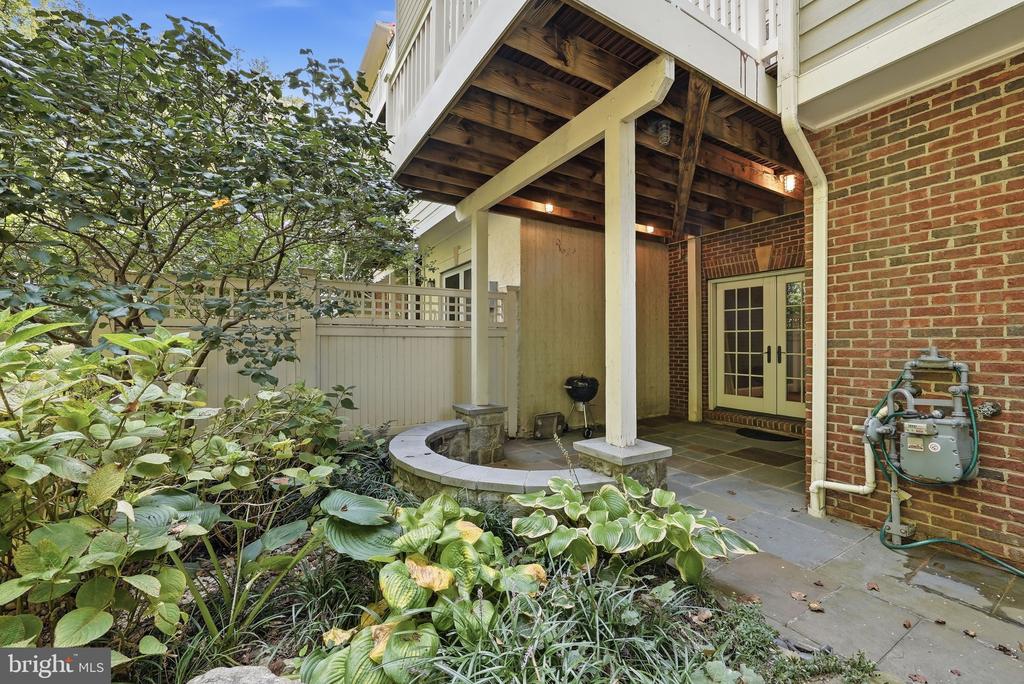 6734 DARRELLS GRANT PLACE