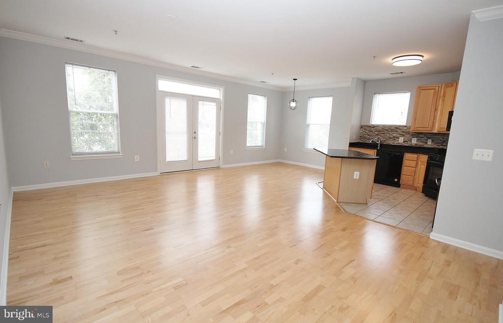 9486 VIRGINIA CENTER BOULEVARD Unit: 202