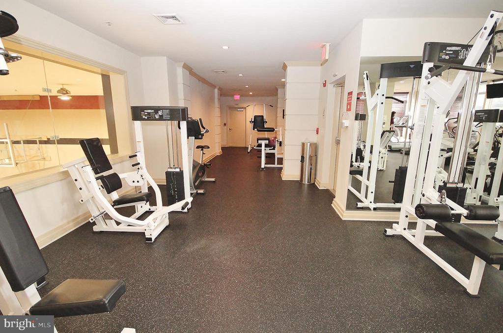 9486 VIRGINIA CENTER BOULEVARD Unit: 202