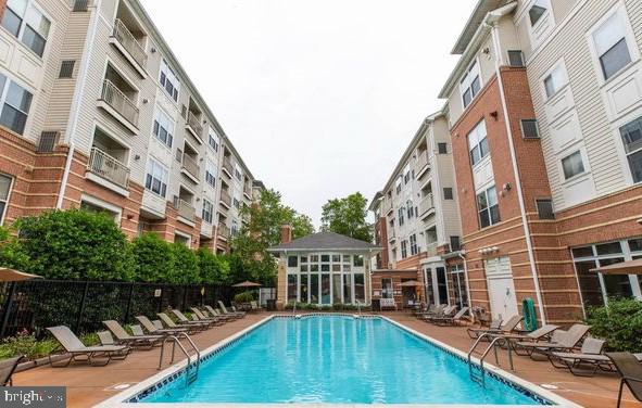 9486 VIRGINIA CENTER BOULEVARD Unit: 202