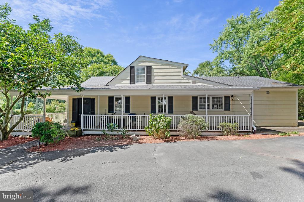 12504 POPES HEAD ROAD
