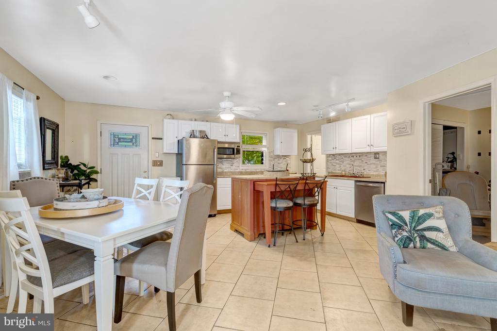 12504 POPES HEAD ROAD