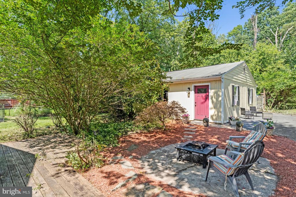12504 POPES HEAD ROAD