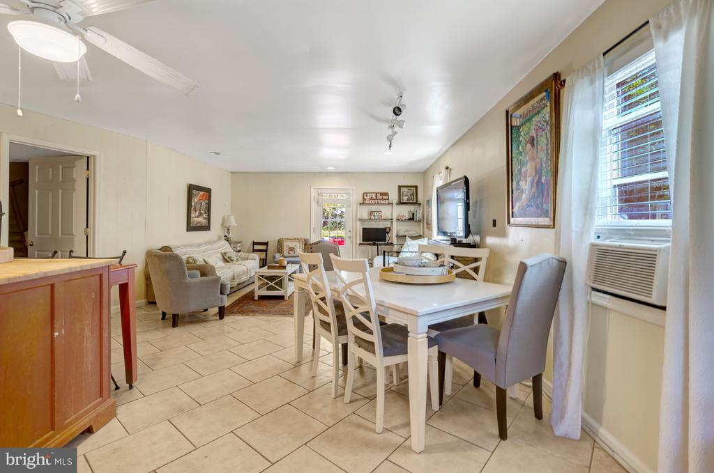 12504 POPES HEAD ROAD