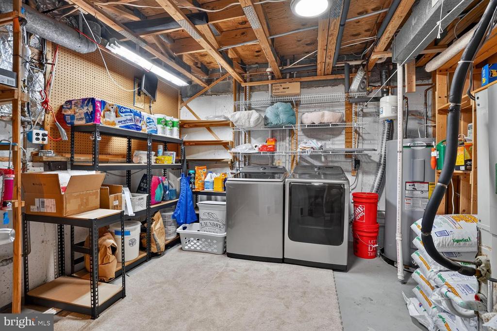 7372 STREAM WAY
