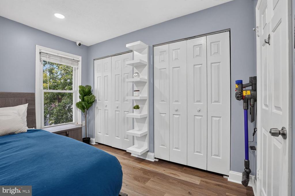 7372 STREAM WAY