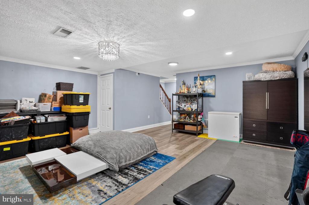 7372 STREAM WAY