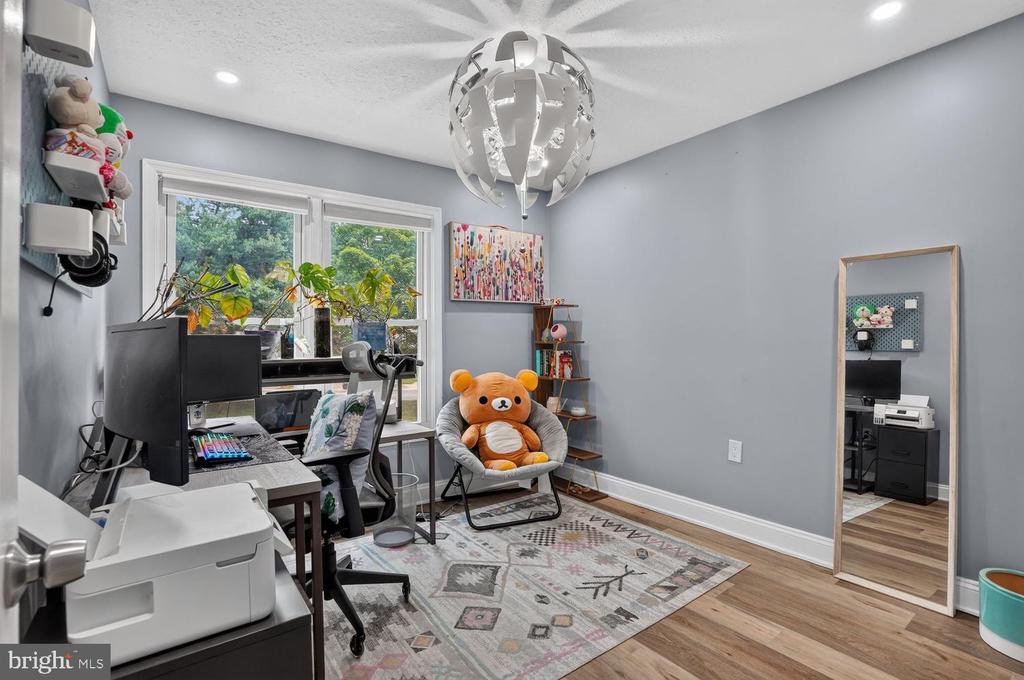 7372 STREAM WAY