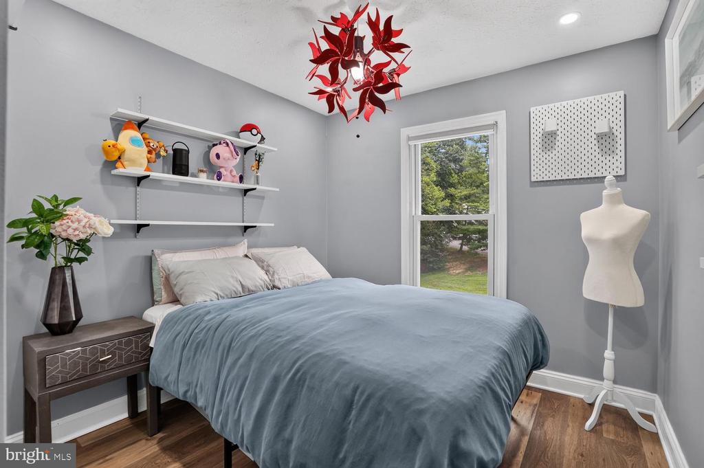 7372 STREAM WAY