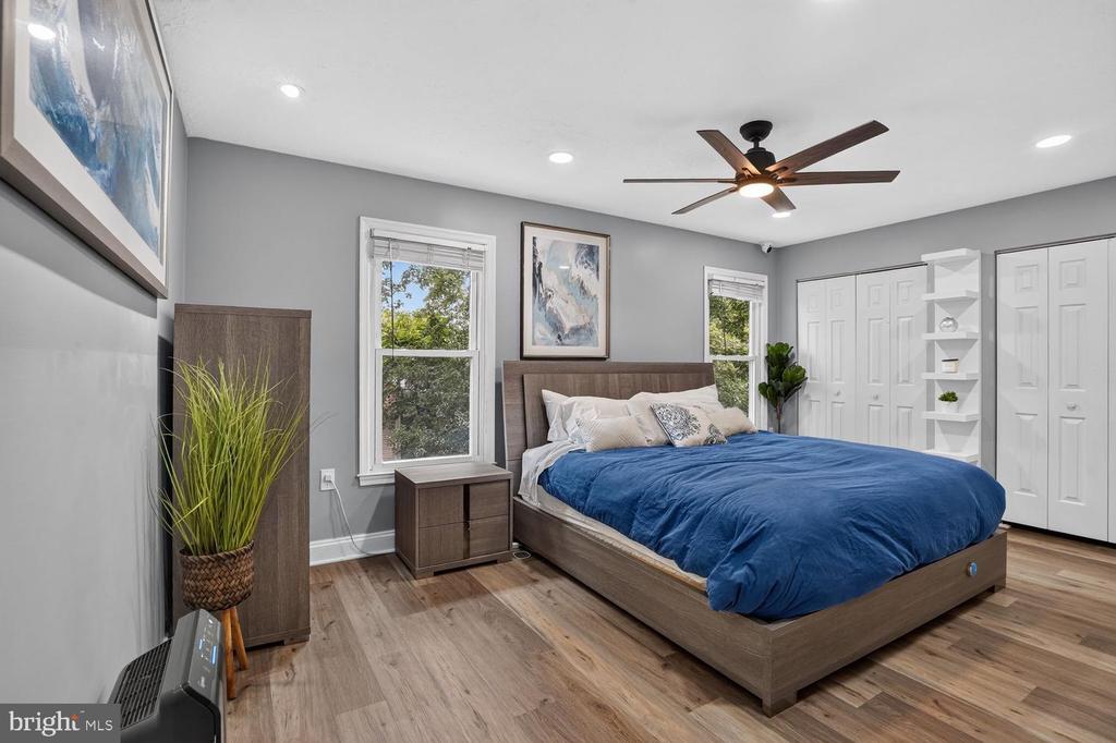 7372 STREAM WAY